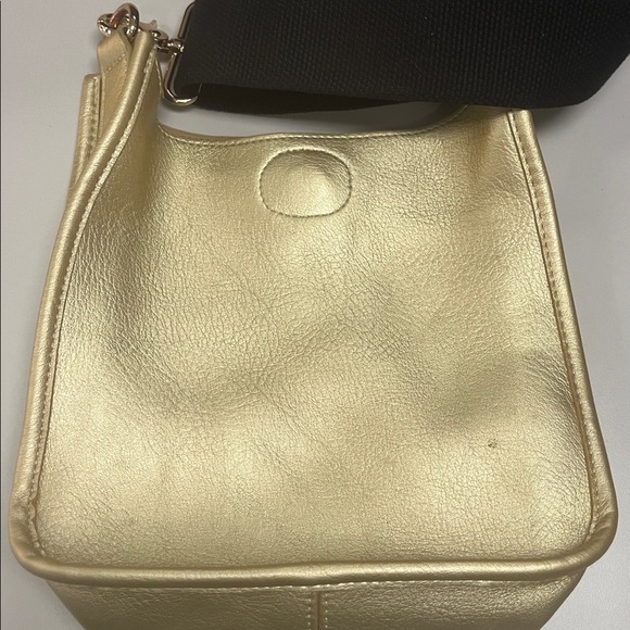 Ah-Dorned Gold Crossbody Bag with Black adjustable Strap / preowned - Picture 6 of 13